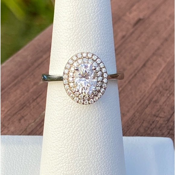 Moissanite Oval Halo Ring